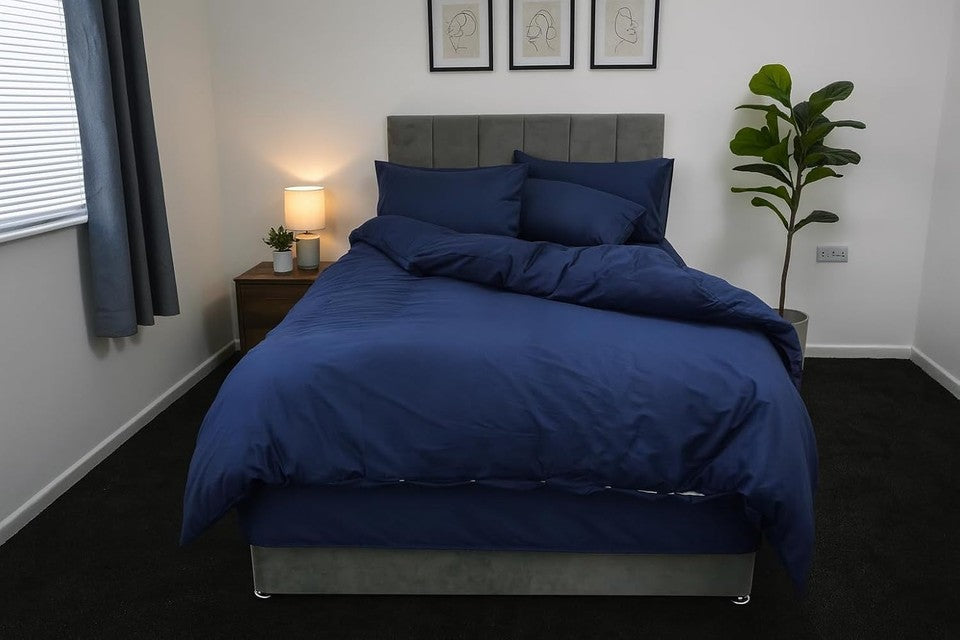 Polycotton Plain Dyed Duvet Cover with Matching Pillowcases Bedding Set All Size