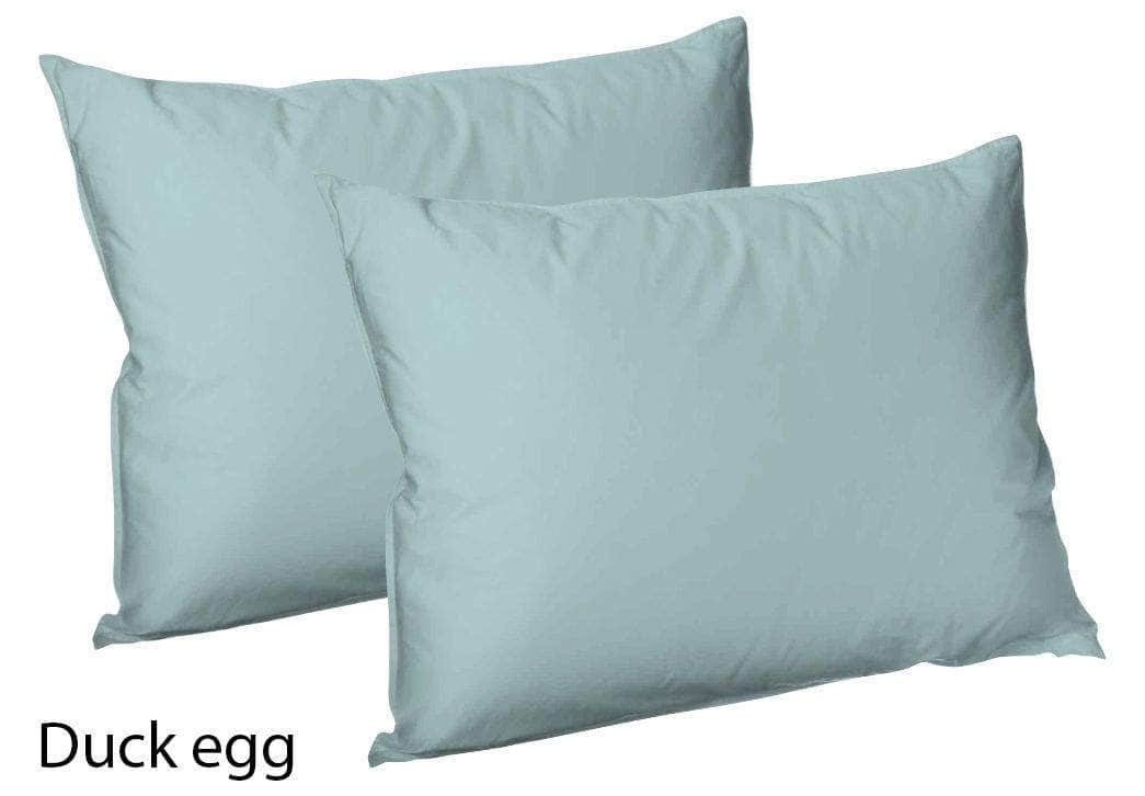 2X Polycotton Plain Dyed Pillowcases